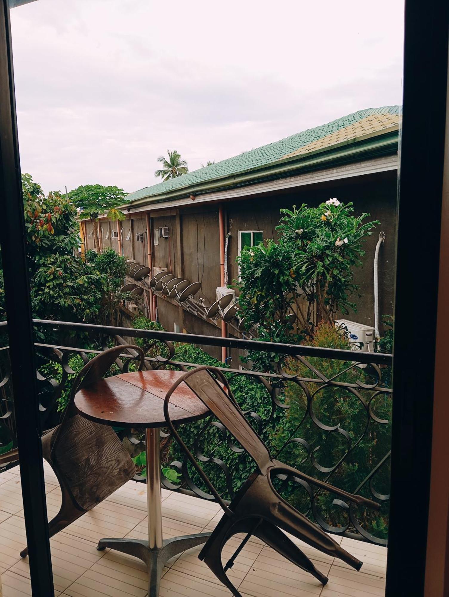 Ladolcevita Inland Resort Cabadbaran Exterior photo